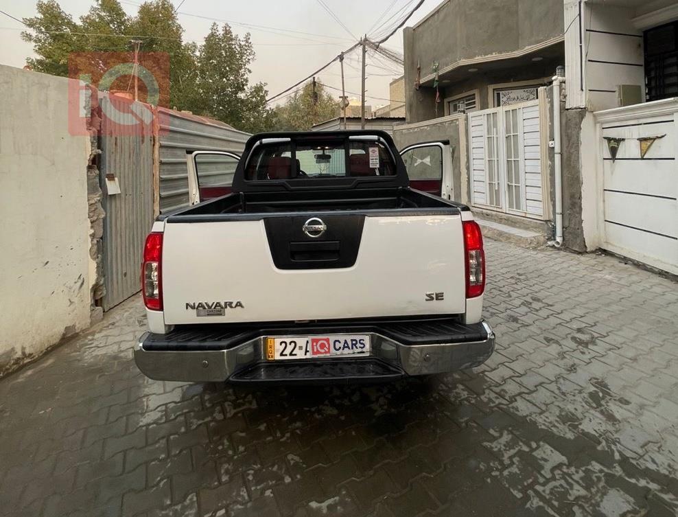 نيسان نافارا